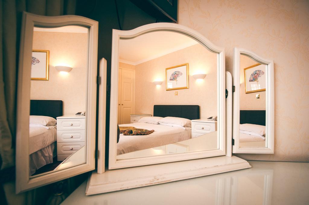 Stafford Hotel Saint Helier Jersey Екстериор снимка